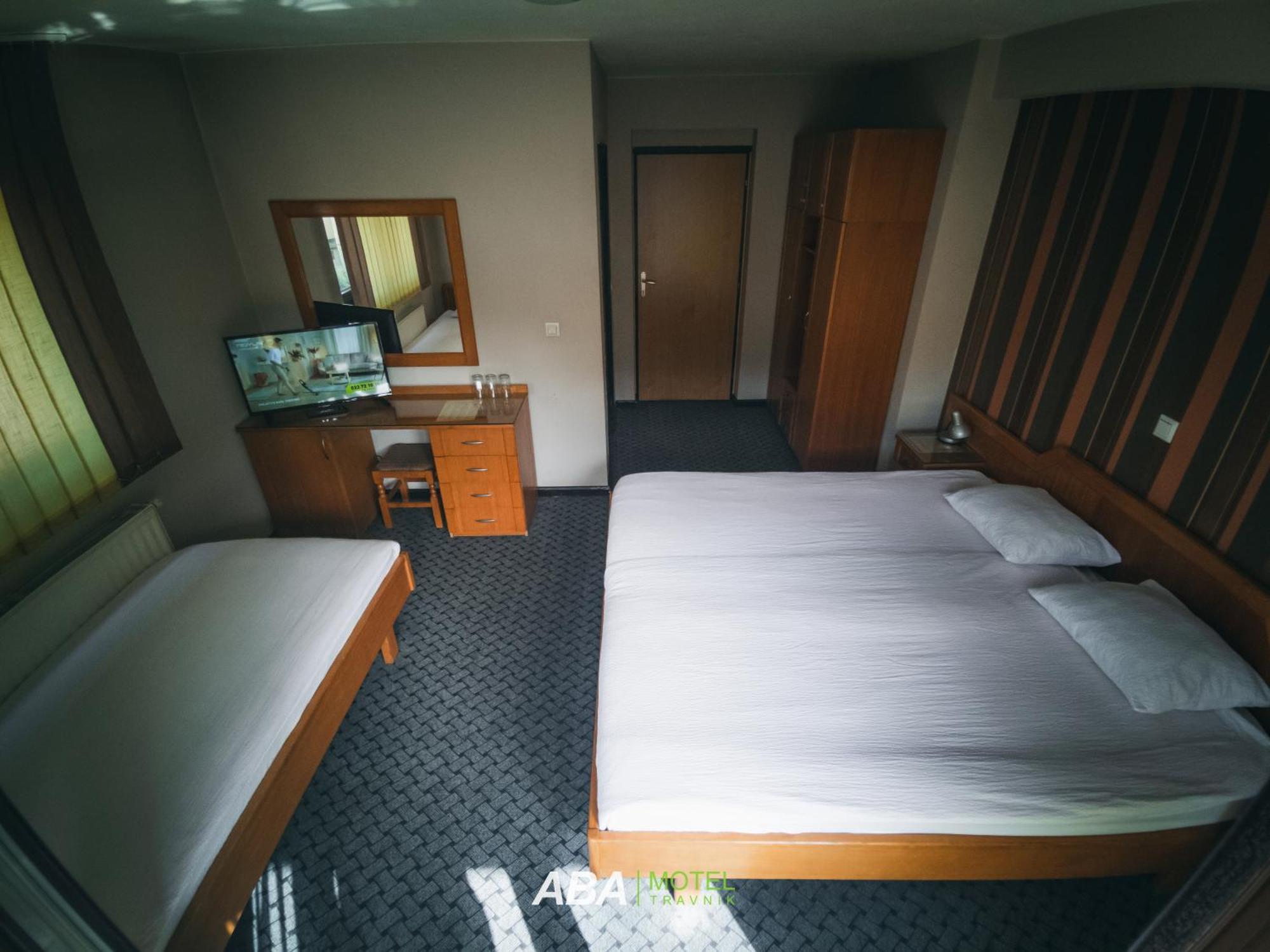 Garni Motel Aba Travnik Esterno foto